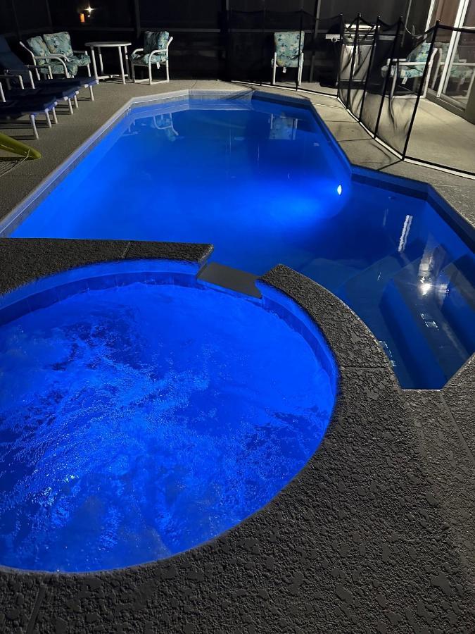 7 Bedroom, 6 Bath And Pool Near Disney In Emerald Island 4 King Master Suites كيسيمي المظهر الخارجي الصورة